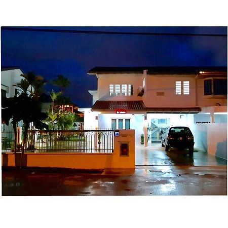 Kb50 Guesthouse Kuantan Exterior foto