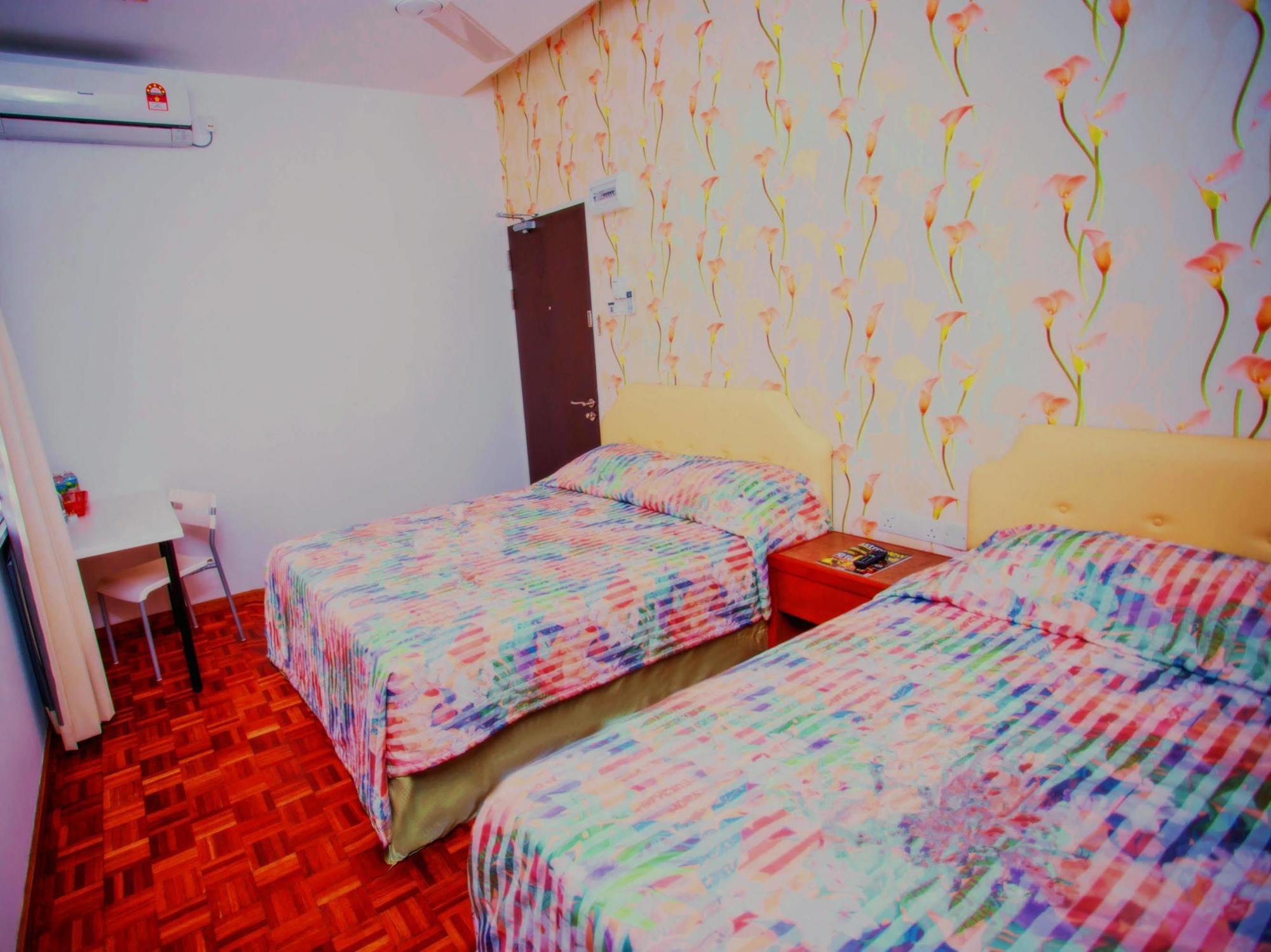 Kb50 Guesthouse Kuantan Exterior foto